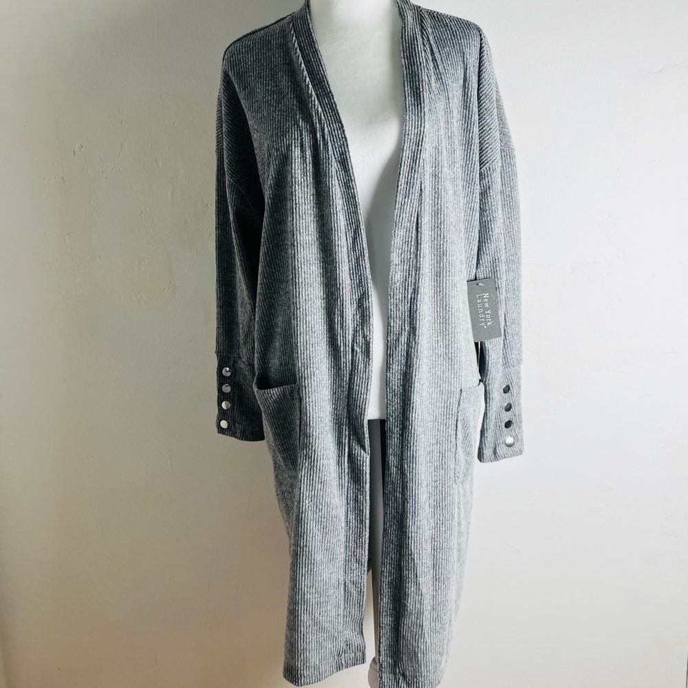 NWT New York Laundry Gray Cardigan Size Medium